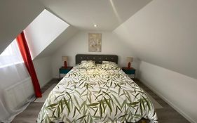 Cosy Lit' House